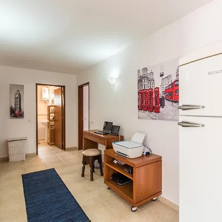 Excelent With Sea View In Luz! * Senhora da Luz
