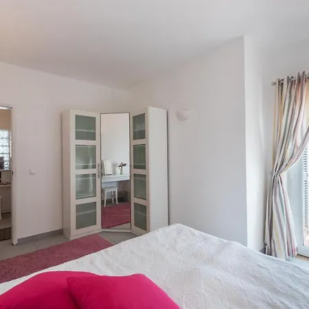 Excelent With Sea View In Luz! * Senhora da Luz